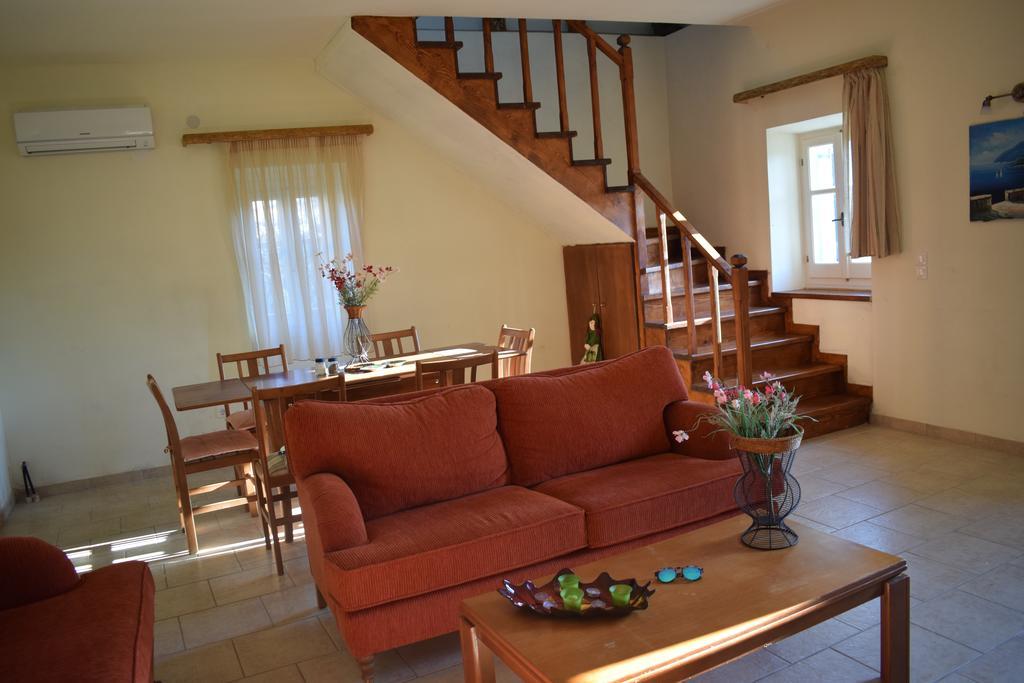 Olive Villas Anapaftíria Dış mekan fotoğraf