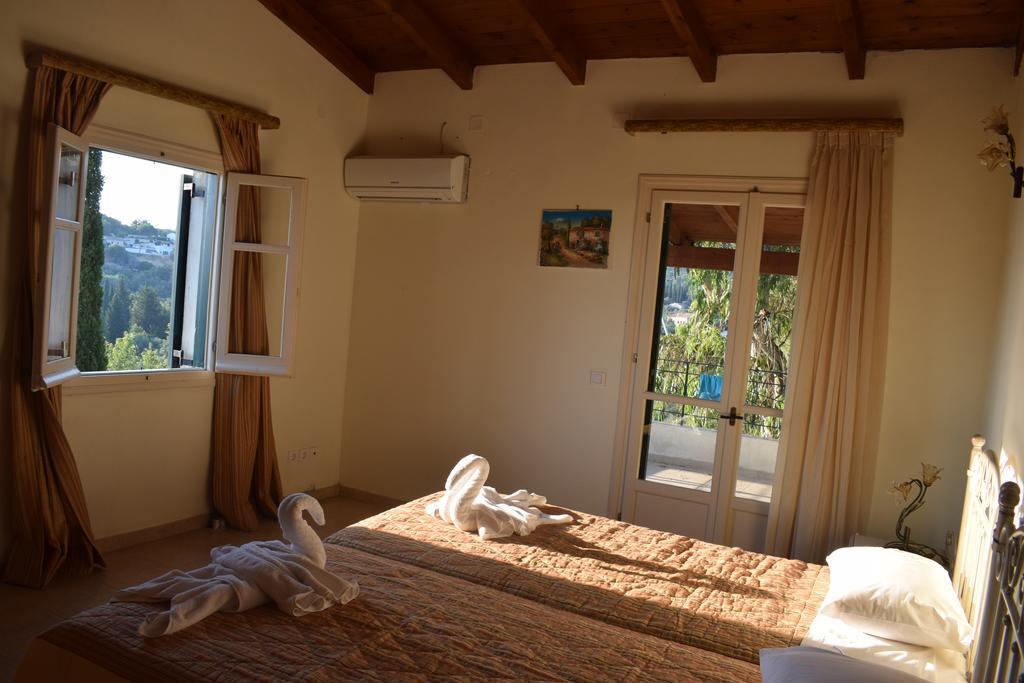 Olive Villas Anapaftíria Dış mekan fotoğraf